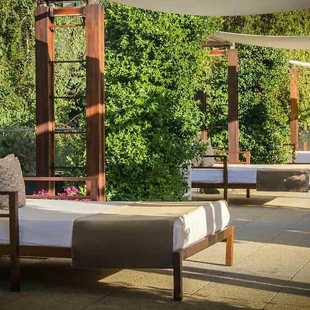 Eurostars Suites Mirasierra 5*