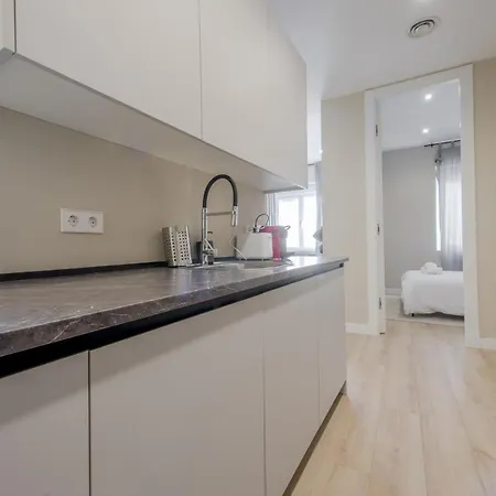 Apartment Downtown Apt 7pax La Latina-centro De Madrid! *