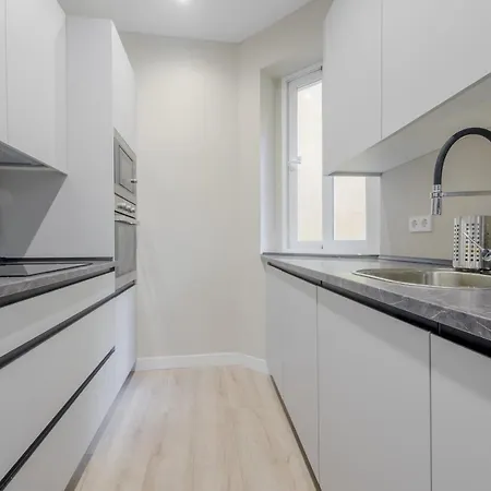 Apartment Downtown Apt 7pax La Latina-centro De Madrid!