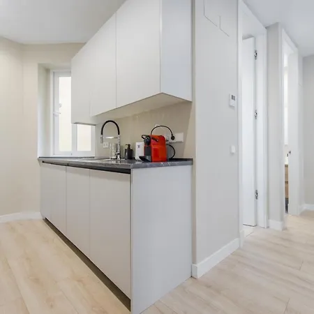 Apartment Downtown Apt 7pax La Latina-centro De Madrid!