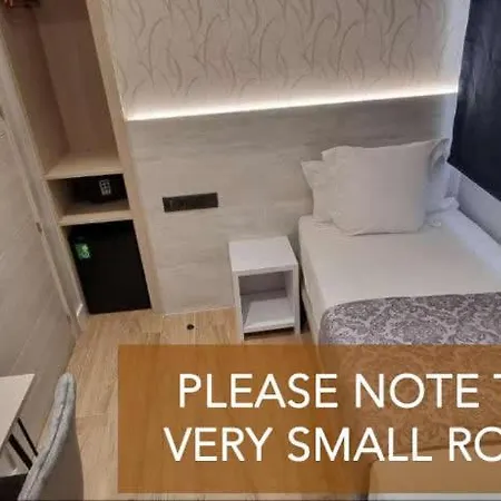 Ch La Petite Maison - Boutique - Casa de hóspedes Madri
