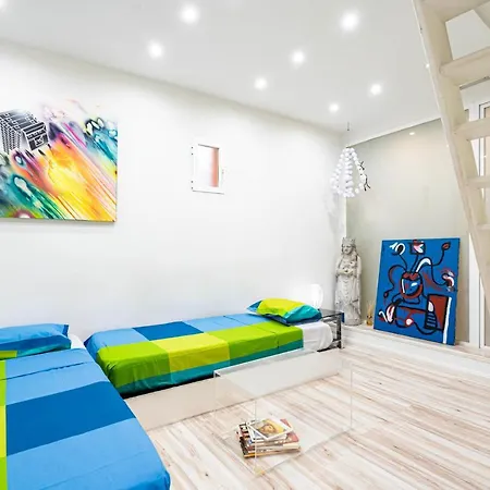 Apartment For Teatro Real Plaza Temporal Saint Martin Tru5