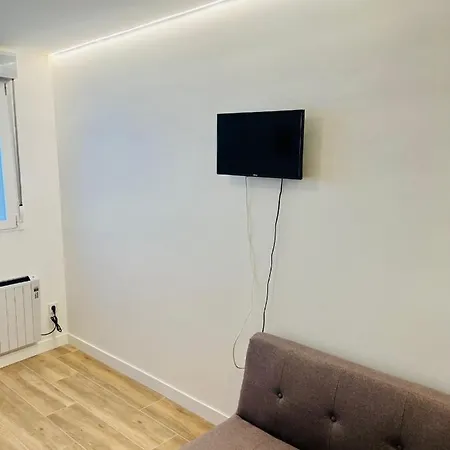 Bernabeu/ C.universitaria Apartment Madrid