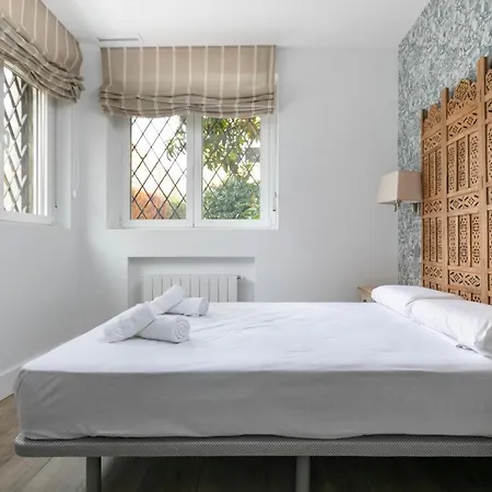 Homeabout Rios Rosas Apartment *
