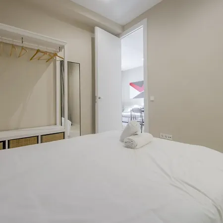Downtown Apt 7pax La Latina-centro De Madrid! *