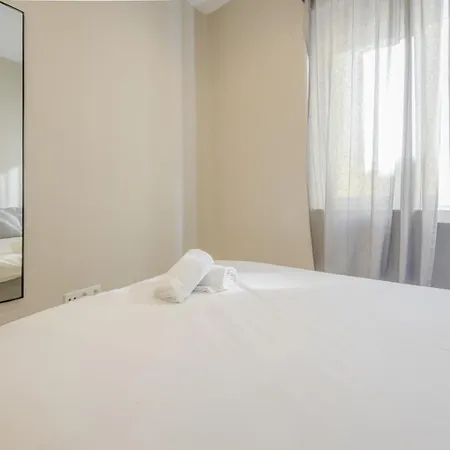 Apartment Downtown Apt 7pax La Latina-centro De Madrid! *