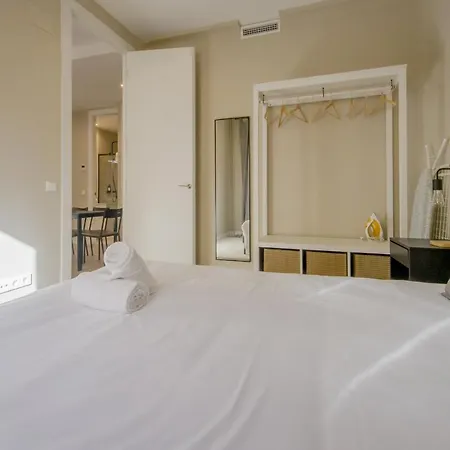 Downtown Apt 7pax La Latina-centro De Madrid!