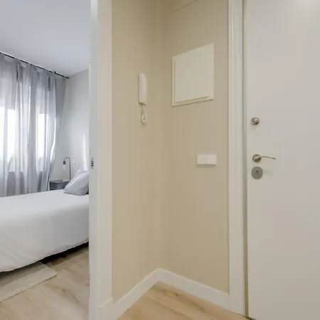 Apartment Downtown Apt 7pax La Latina-centro De Madrid!