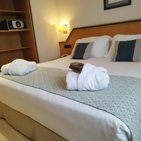Hotel Praga Madryt