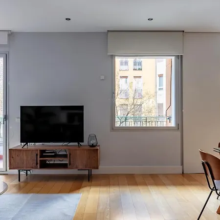 Heima Retiro Park-ibiza Apartment Madrid