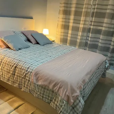 Retiro, Atocha, Paseo Del Prado. Pacifico 28007. Apartment