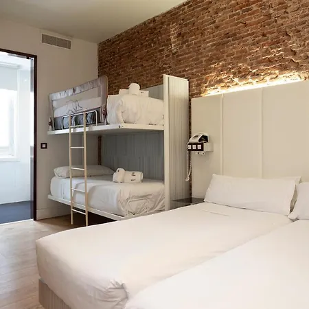 Hotell Petit Palace Lealtad Plaza