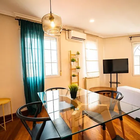 Aparthotel Smartr La Latina 3*