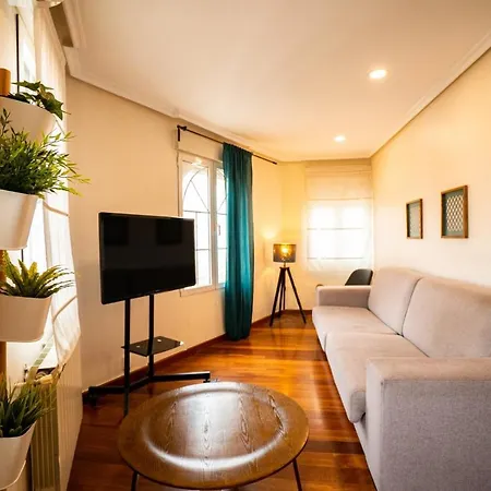 Aparthotel Smartr La Latina 3*