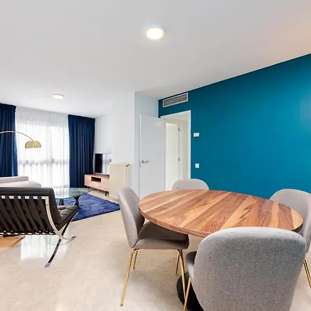Robles Stylish & Modern 1 Bedroom In Conde Orgaz
