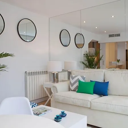 Luminoso Apartamento Con Terraza En Sol *