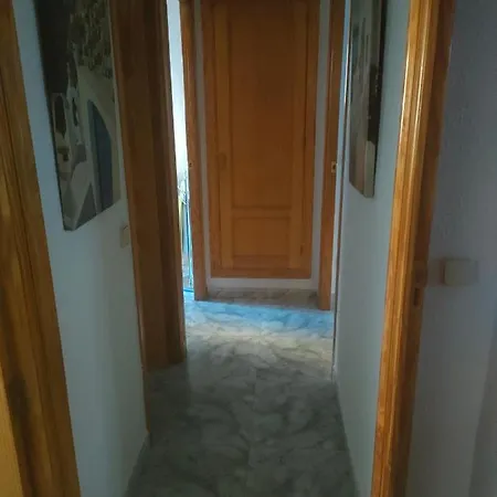 Privada, Luminosa Y Bien Comunicada * Madryt