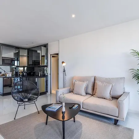 Ap Embajadores Ix Apartment