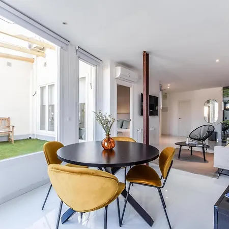 Ap Embajadores Ix Apartment *