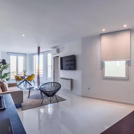 Ap Embajadores Ix Apartment *