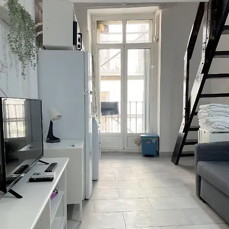 Acogedor Con Balcon En El Barrio De Chueca, Gran Via Con Aire Acondicionado Y Calefaccion Apartment
