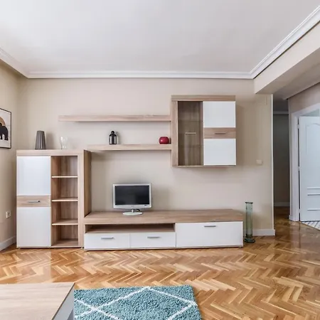 アパート Apartamento Business 6 Personas