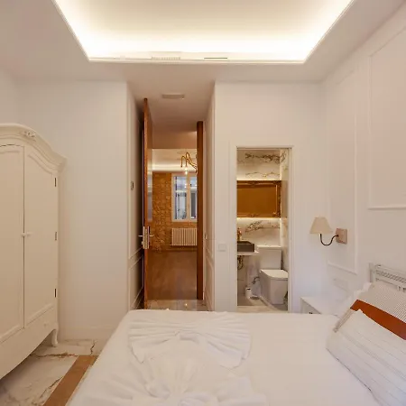 Plaza Espana V Calle San Bernardino 6br 6bh * Madrid
