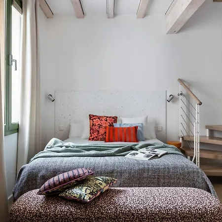 Calatrava - Darya Living Apartment *