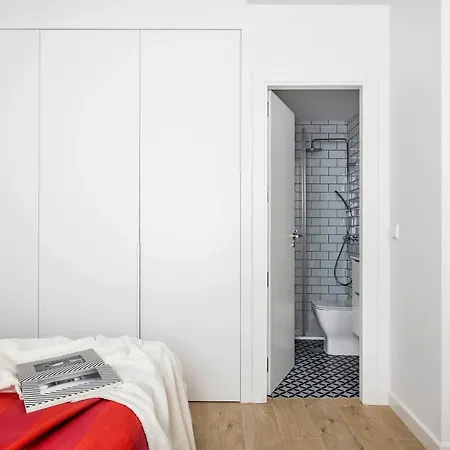 Calatrava - Darya Living Apartment