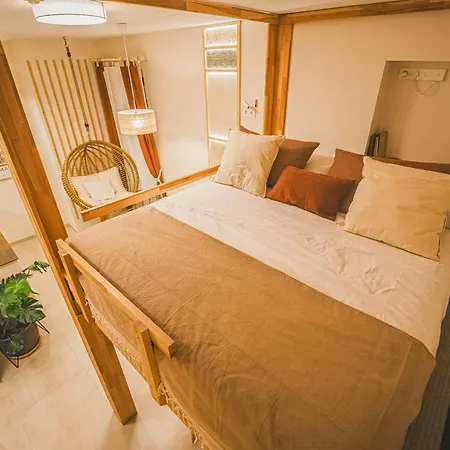 4 Bears Apartment
