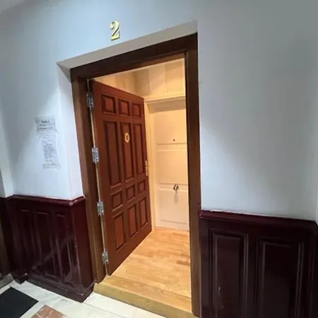 Precioso Apartamento En Chueca, En Madrid.