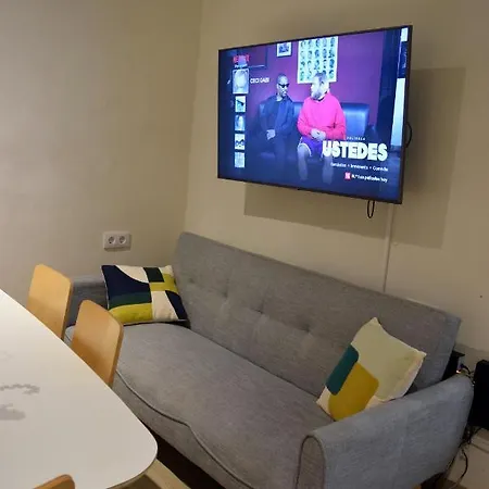 Apartamento Opera-suites Luxury La Boheme, In The Very Center Of Madrid. Madrid