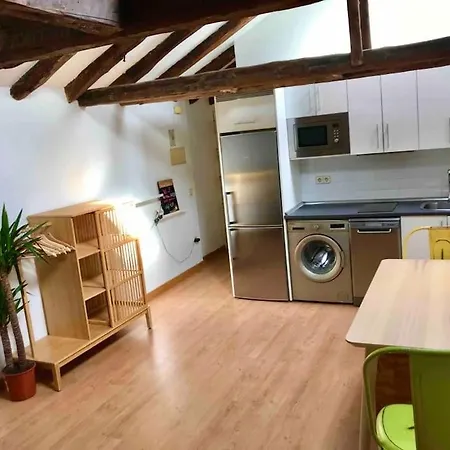 Buhardilla En El De Los Austrias Apartamento Madrid
