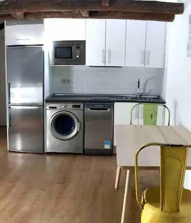 Apartamento Buhardilla En El De Los Austrias