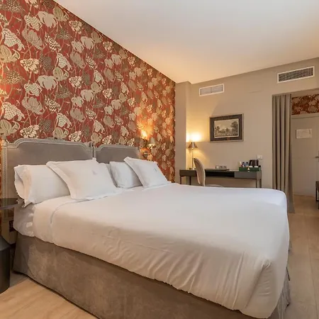 Hotel Meninas - Boutique Opera 4*