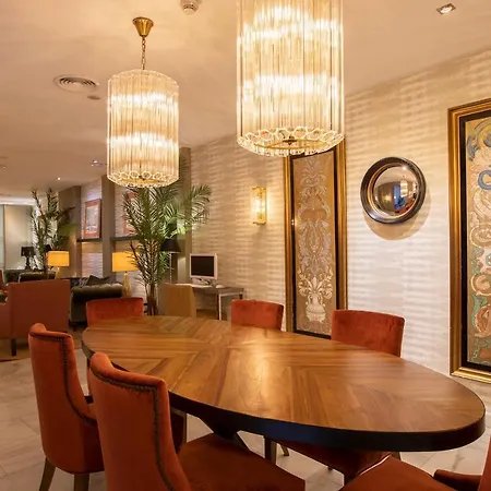 Hotel Meninas - Boutique Opera