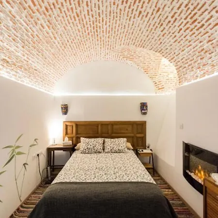 Encomienda Apartment *
