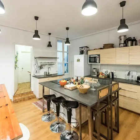 Encomienda Apartment *