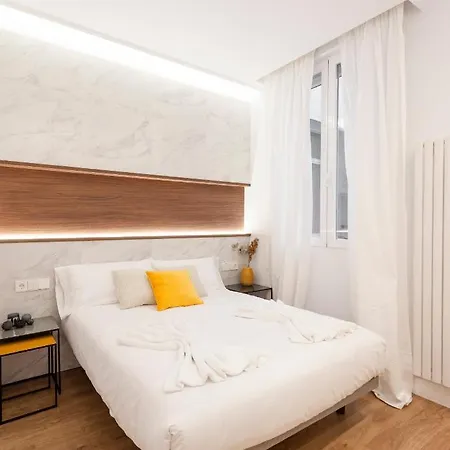 Plaza Espana V Calle San Bernardino 6br 6bh * Madrid