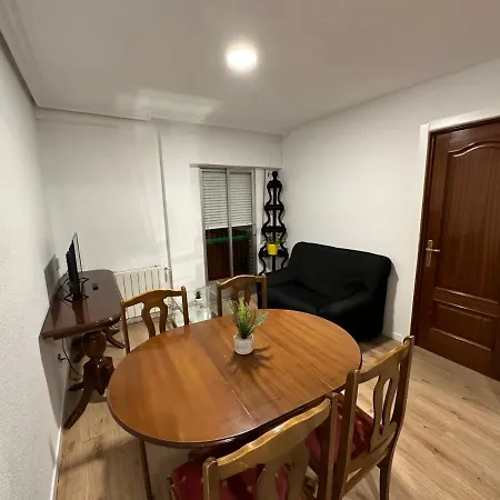 Apartment Licenciado Vidriera