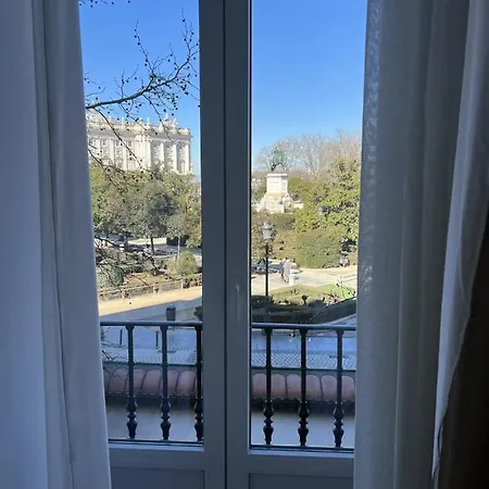 马德里中央皇宫旅馆