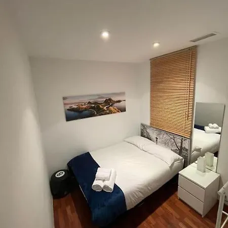 Apartment Apartamento 4 Paxdiego De Leon- Bsalamanca Ferr-rio
