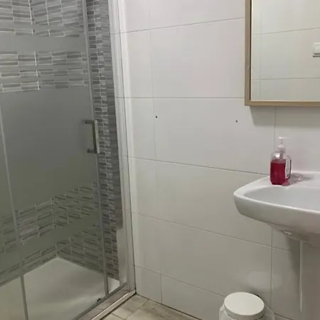 C.h. Becerrea Guest house Madrid