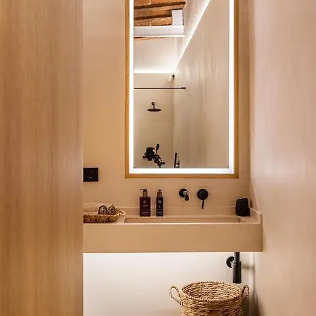 Apartment Bnbholder Cozy Elegance Malasana *