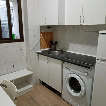 Calle Maria Luisa Con 3 Madrid