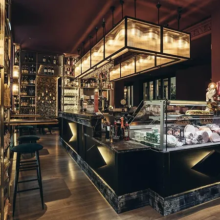 Hotel One Shot Luchana