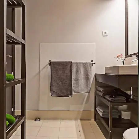 Spacious Luxury 1br In Centro! S.an Apartamento Madrid
