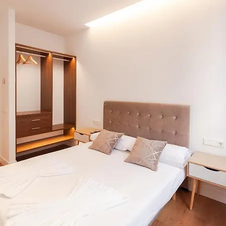 Apartamento Gran Via Iv Calle Tudescos 5br 5bh *