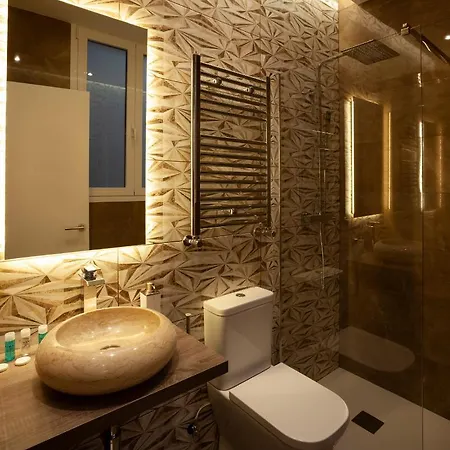 Apartamento Gran Via Iv Calle Tudescos 5br 5bh *