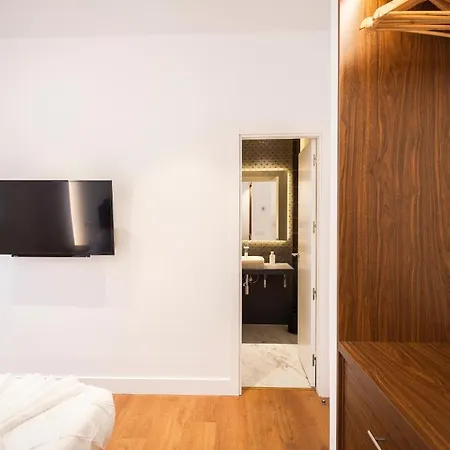 Apartamento Gran Via Iv Calle Tudescos 5br 5bh *